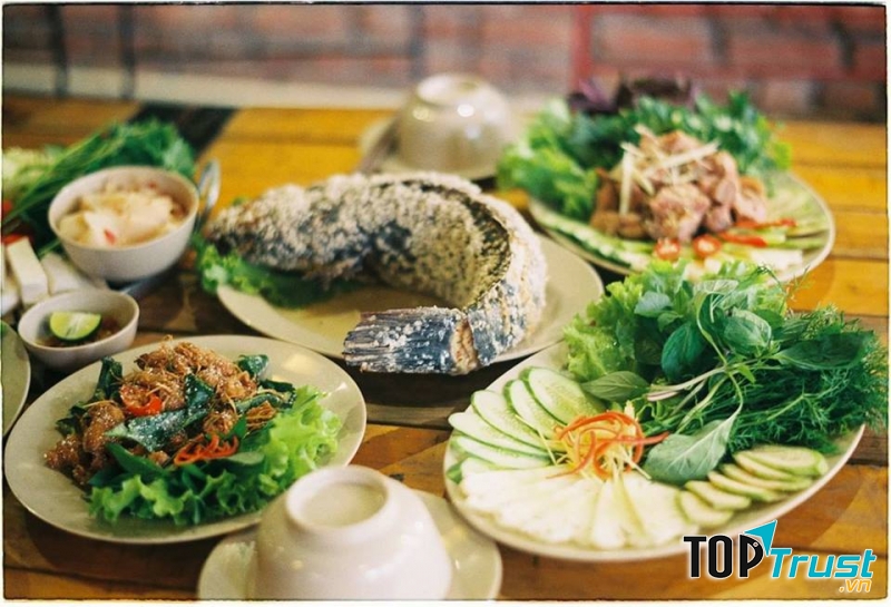 Hẻm Quán – Hoàng Cầu