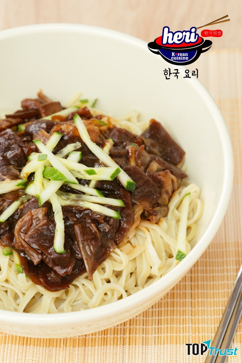 Thêm một địa điểm mì tương đen ngon cho các bạn tham khảo nè.