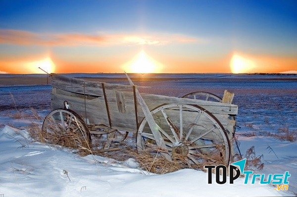 Ảo nhật tuyệt đẹp từ phía xa xa đường chân trời