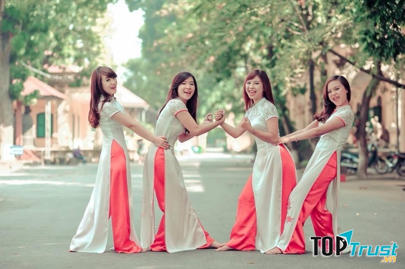 Hiểu biết rộng