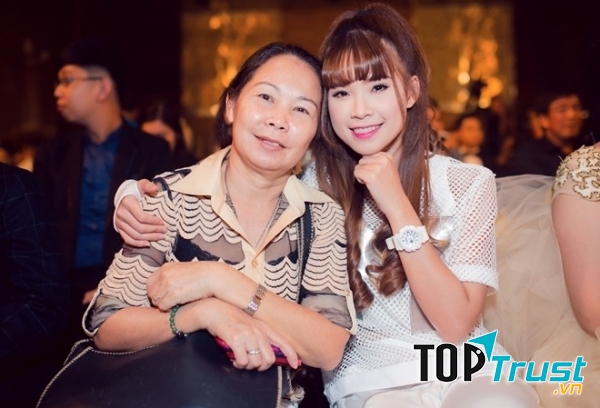 Hiếu thảo với mẹ