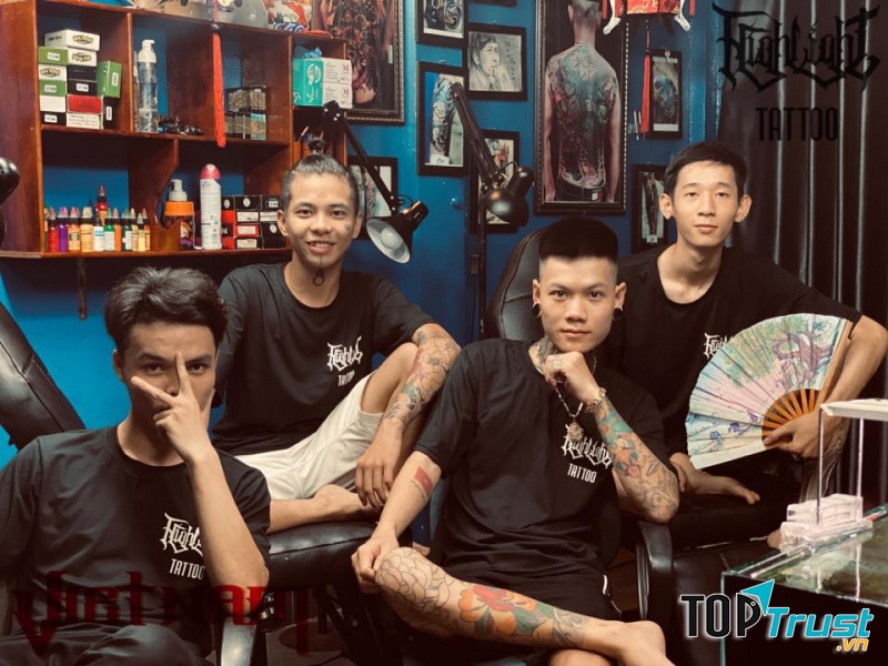 HighLights Tattoo Shop