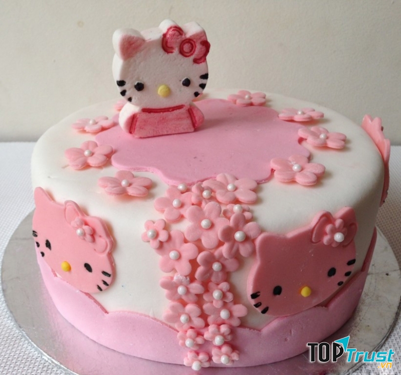 Hình ảnh bánh sinh nhật dành tặng cho bé gái