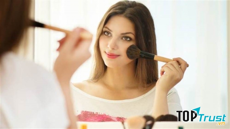 Vẻ đẹp bên ngoài là điều đầu tiên người khác nhớ đến bạn.