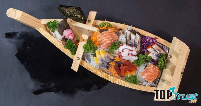 Món ăn tại nhà hàng