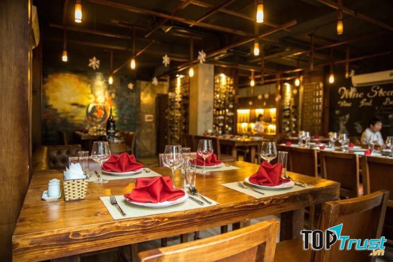 Không gian nhà hàng