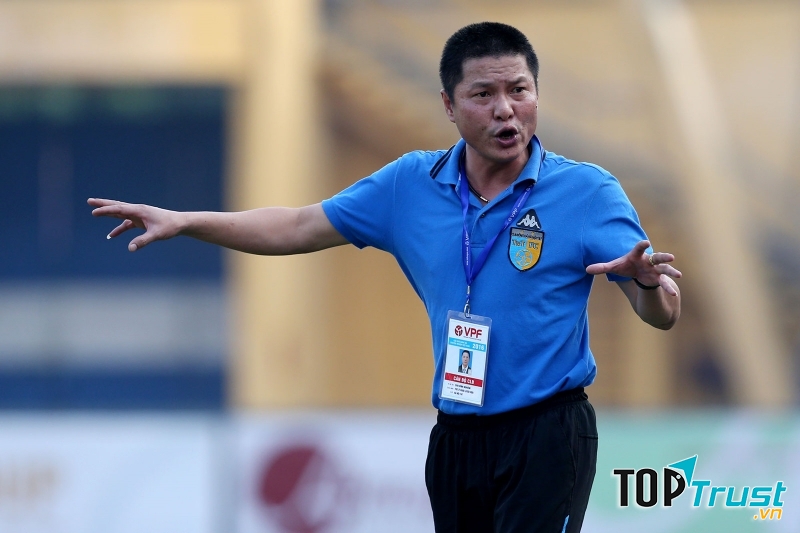 HLV Chu Đình Nghiêm bước đầu tạo nên dấu ấn ở CLB Hà Nội