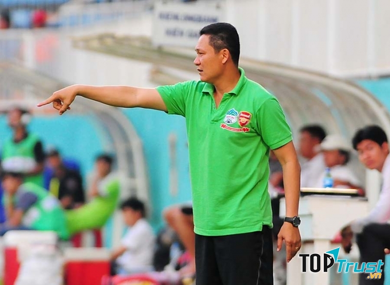 HLV Nguyễn Quốc Tuấn đã phần nào tìm ra được cách chơi phù hợp cho đội bóng phố núi