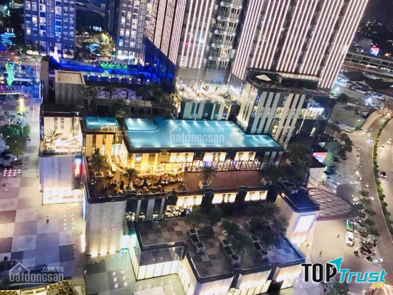 Hồ bơi landmark 81 chính là một trong những hồ bơi có dịch vụ tốt nhất tại quận 1 thành phố Hồ Chí Minh tính đến thời điểm hiện tại.
