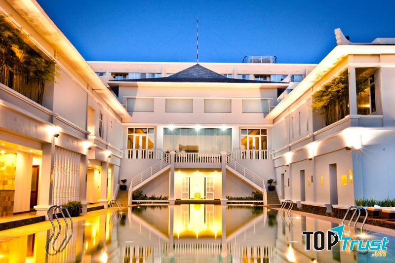 Hồ bơi ở Anna Spa