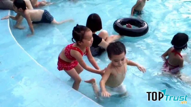 Hồ bơi TTHĐ Thanh Thiếu Niên