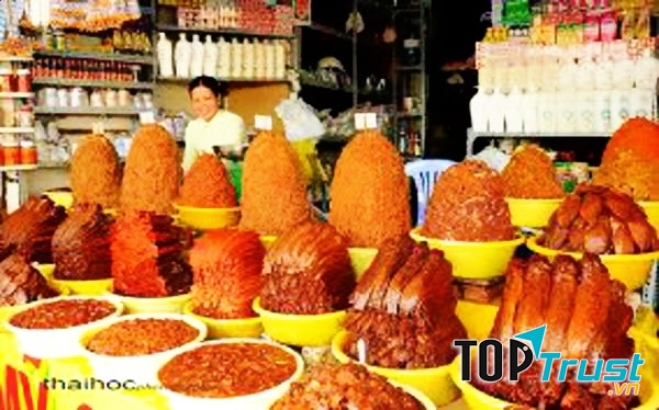 Các loại mắm đặc sản tại chợ Châu Đốc