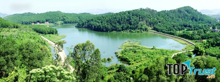 Hình ảnh thơ mộng, tuyệt đẹp của hồ Đồng Chương