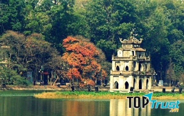 Hồ Gươm – điểm hẹn hò lãng mạn