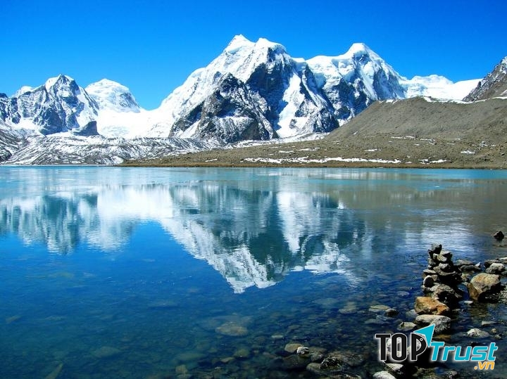Hồ Gurudongmar là hồ nước có phong cảnh đẹp bậc nhất ở Ấn Độ