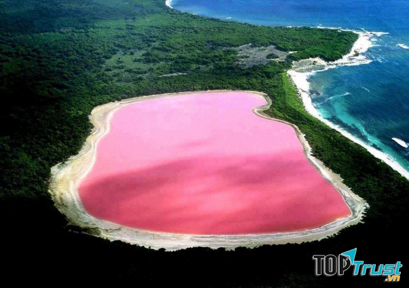 Hồ Hiller ở Australia
