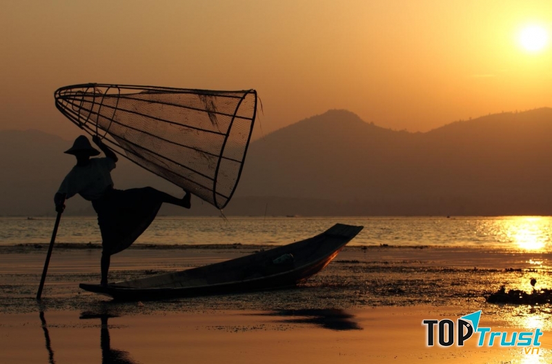 Hồ Inle