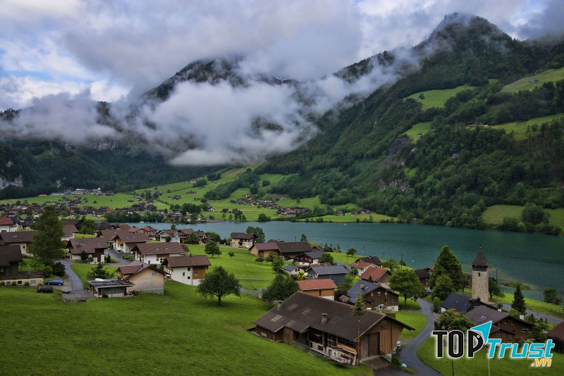 Hồ Lungern ở Obwalden