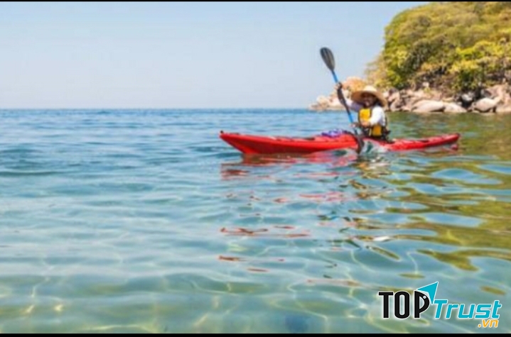 Chèo thuyền kayak ở Malawi