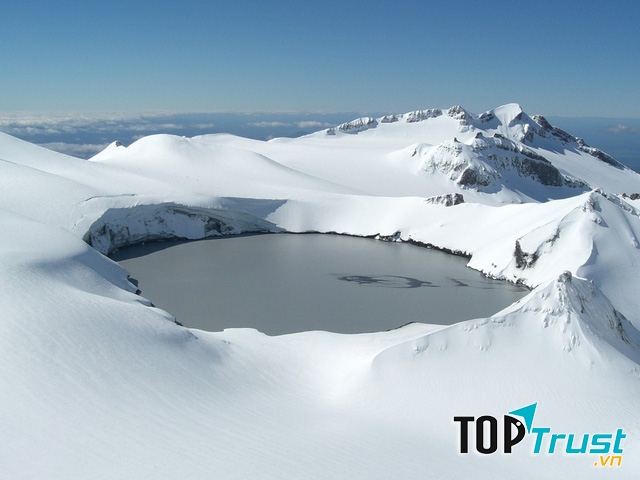 Hồ Mount Katmai Crater (Alaska)