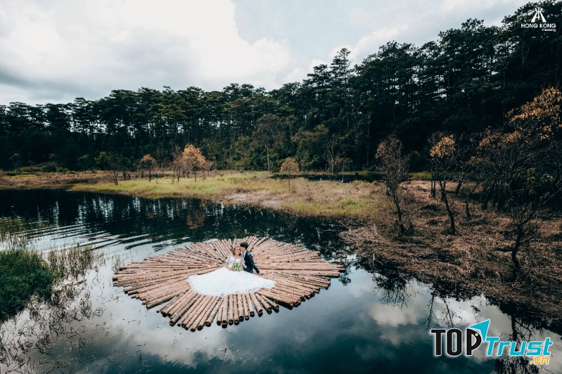 Hồ Than Thở