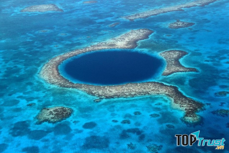 Hố xanh khổng lồ - Belize