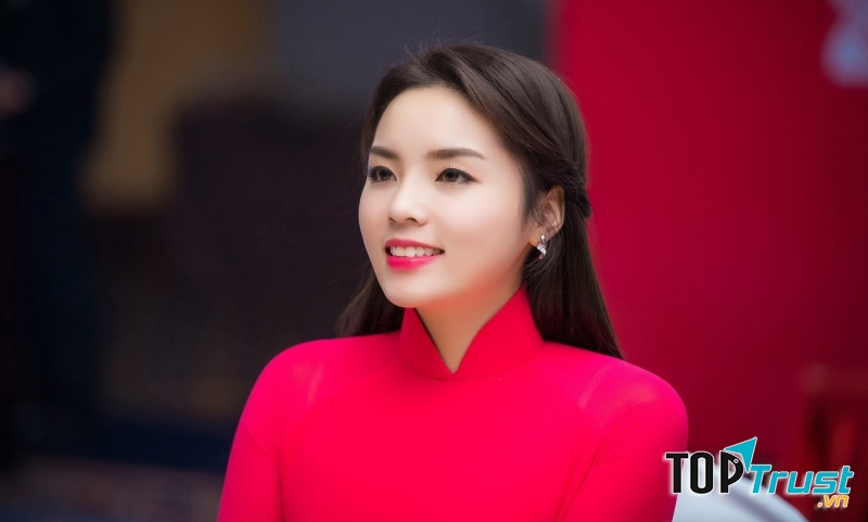 Hoa hậu Việt Nam 2014 – Nguyễn Cao Kỳ Duyên