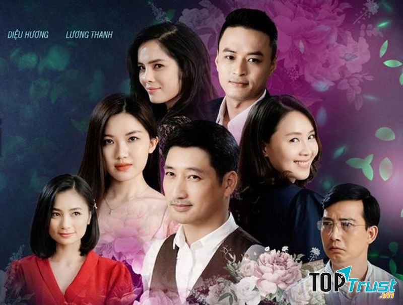 Hoa hồng trên ngực trái