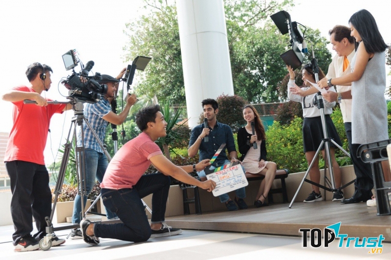 Sinh viên thực hành ngành truyền thông tại Mỹ - Ảnh minh họa