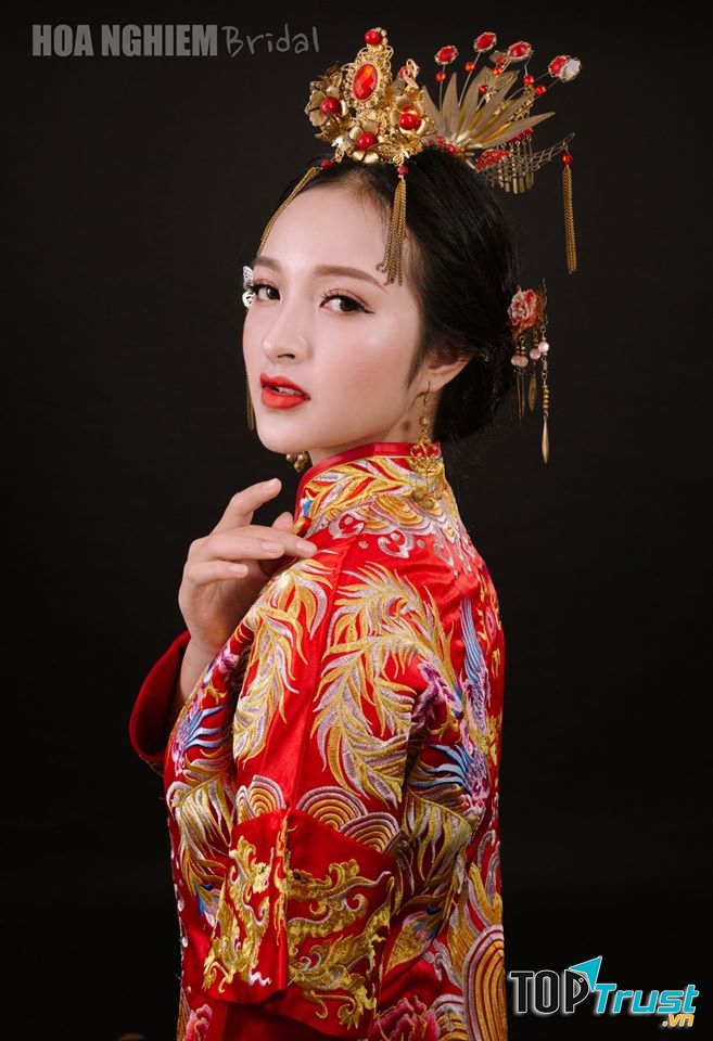Hoa Nghiêm Bridal