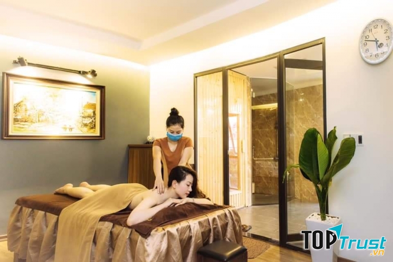 Hoa Sen Massage