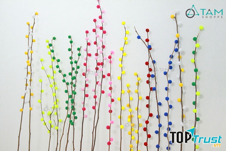 Cành hoa Nụ Tầm Xuân