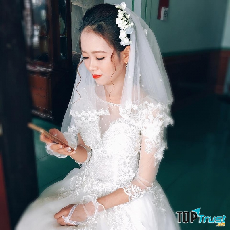 Hoa Thỏ Make Up