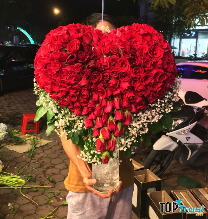 Bó hoa độc đáo, ấn tượng tại shop hoa Tố Nga