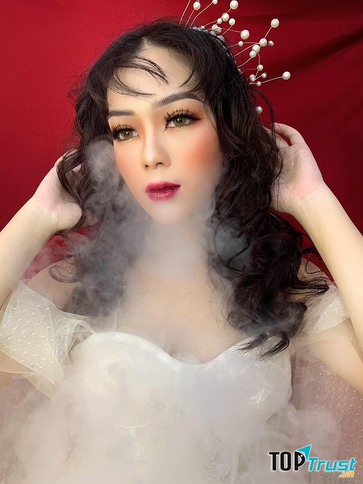 Hoài Dạ Nhi Make Up