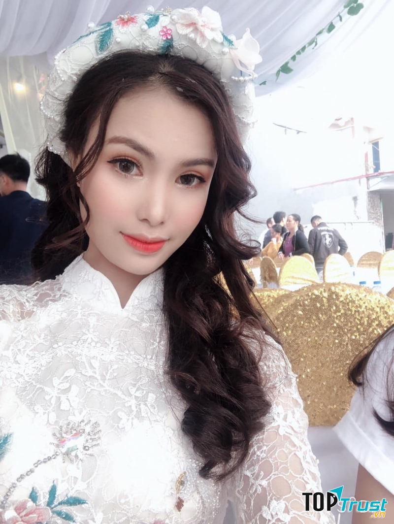 Hoai Vu Make Up (Studio Love HoaiVu)