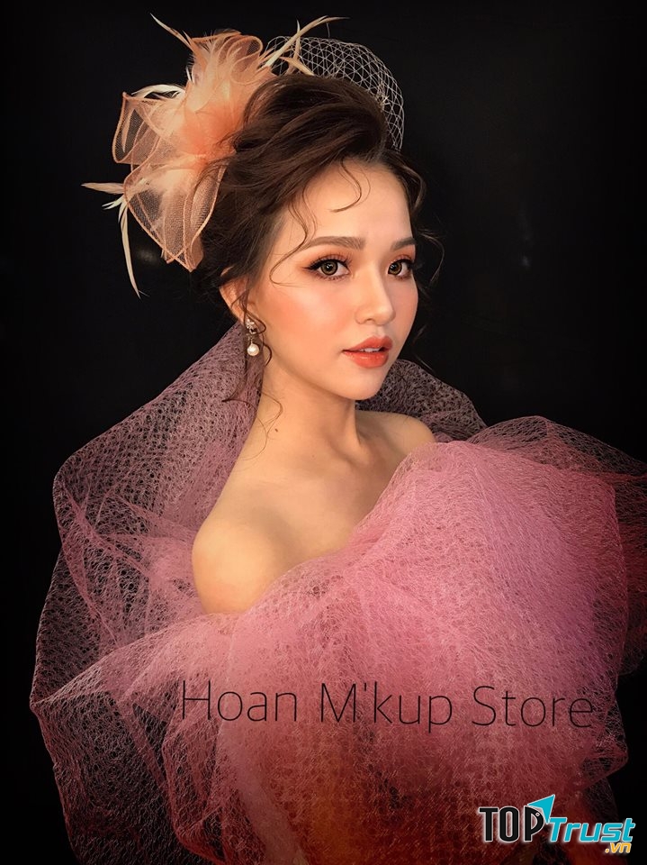 HOAN MAKE UP STORE
