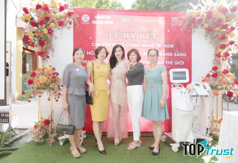 Hoàng Hồng Salon & Spa