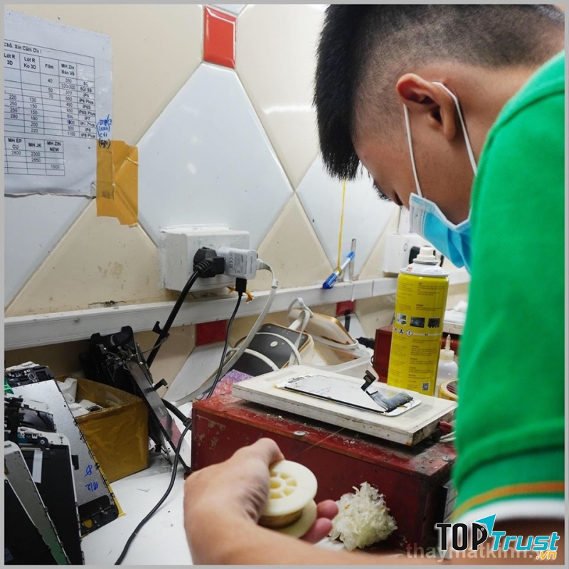 Hoàng Khánh Mobile.