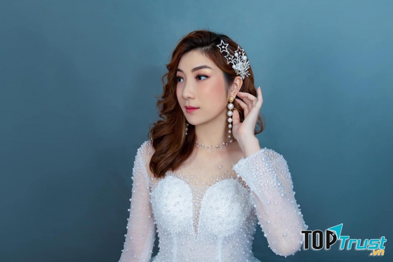 Hoàng Ngân Wedding Studio