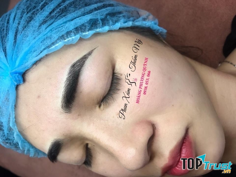 Hoàng Phương Quỳnh Phun xăm (Phương Quỳnh Beauty)