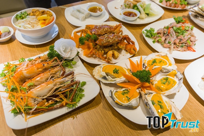 Hoàng Yến Buffet - The Garden Mall