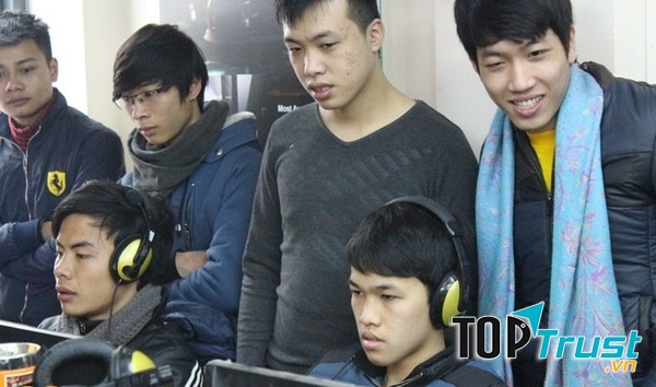 Học hỏi các cao thủ thông qua các video hoặc tới xem trực tiếp (nếu có điều kiện).