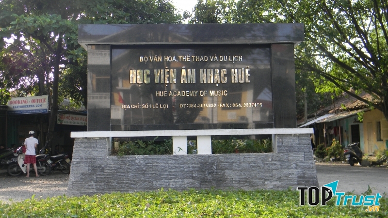 Học viện Âm nhạc Huế