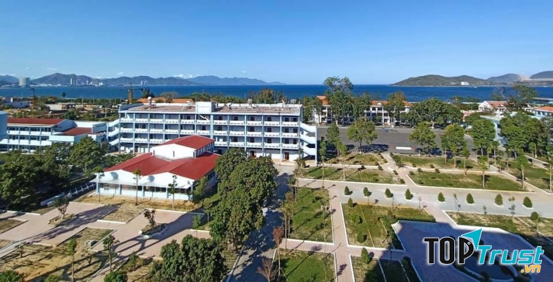 Trường Hải Quân Nha Trang