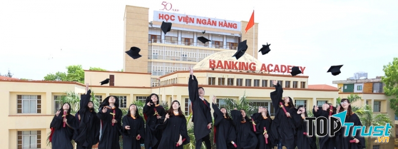 Học viện Ngân hàng