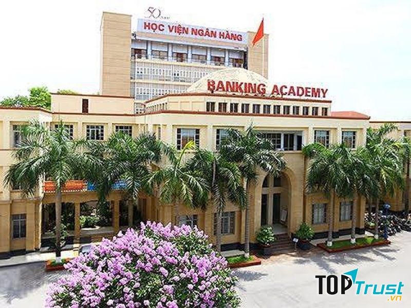 Học viện Ngân Hàng