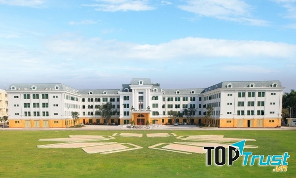 Nhà Hành chính Học viện nông nghiệp Việt Nam