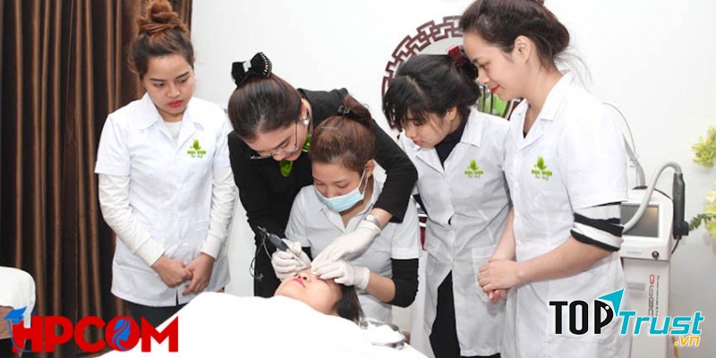 Học viện sắc đẹp - HPCOM