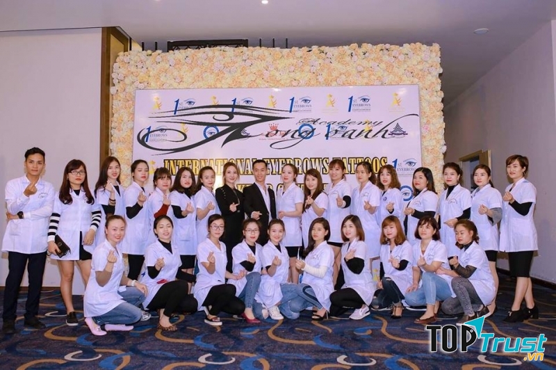 Học Viện Thẩm Mĩ Long Oanh